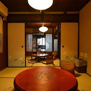  Guest house Rakuza Japan